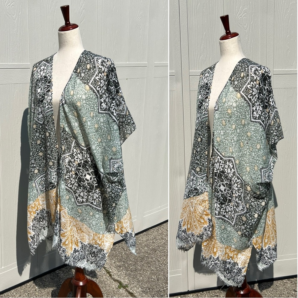 Mixed Abstract Artsy Boho Print Lightweight Airy Side Slit Kimono